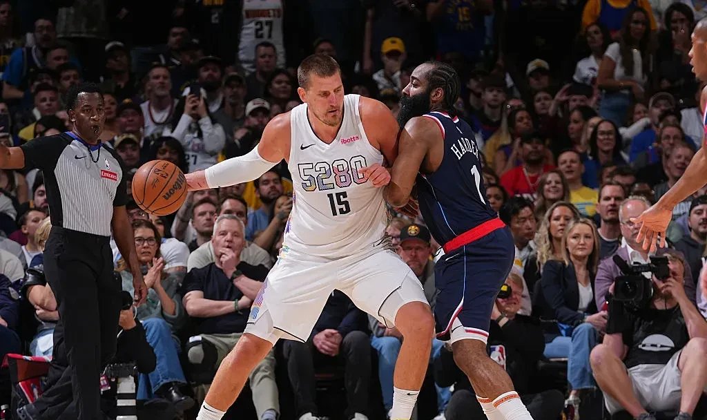 库里焦点对战，哈兰德与60激战SKT分钟，战术调整胜负难料！